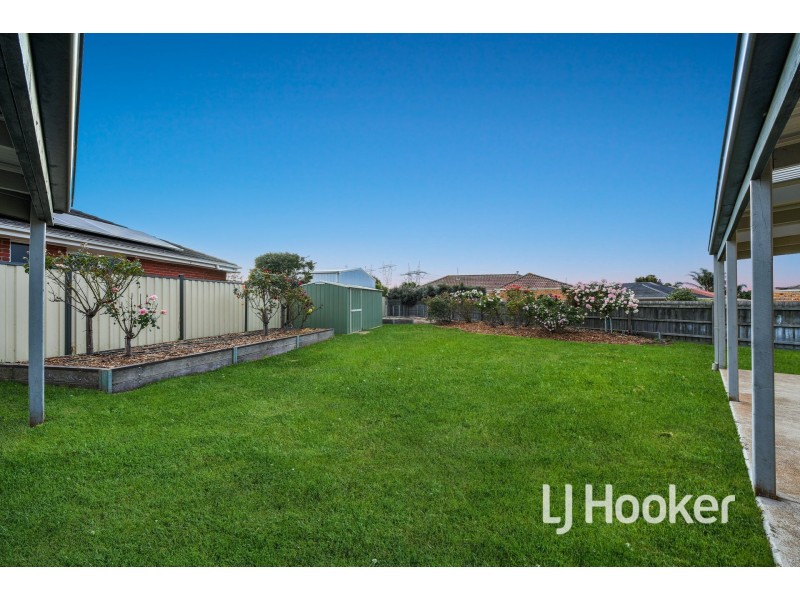 13 South Anderson Court, Cranbourne VIC 3977