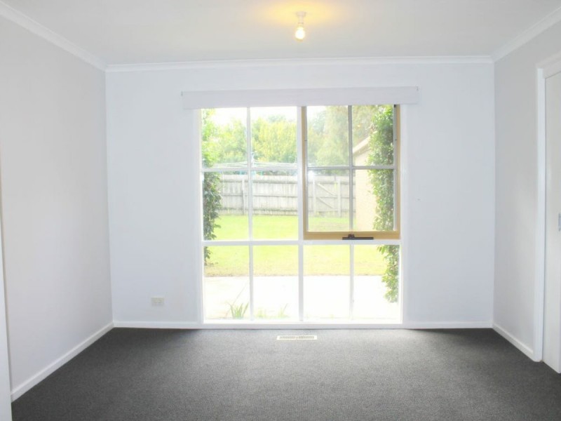 18 ROSEMONT DRIVE, Narre Warren VIC 3805