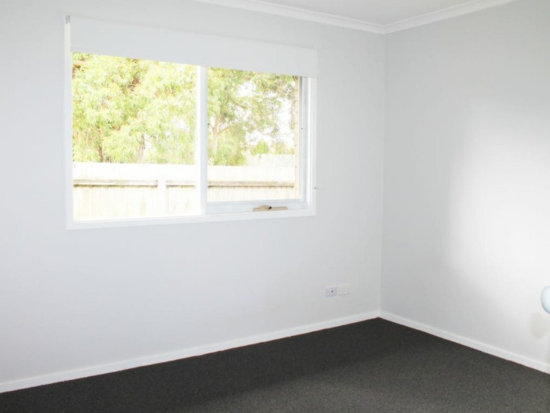 18 ROSEMONT DRIVE, Narre Warren VIC 3805