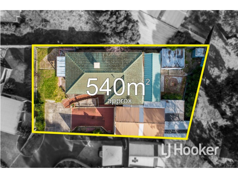 14 Kalyptos Walk, Cranbourne VIC 3977