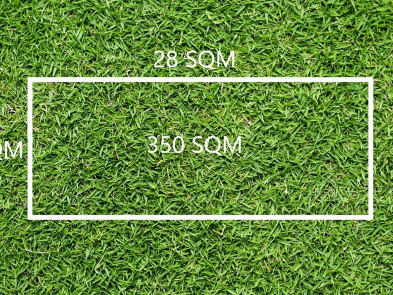 32 Handsome Avenue, Clyde North VIC 3978