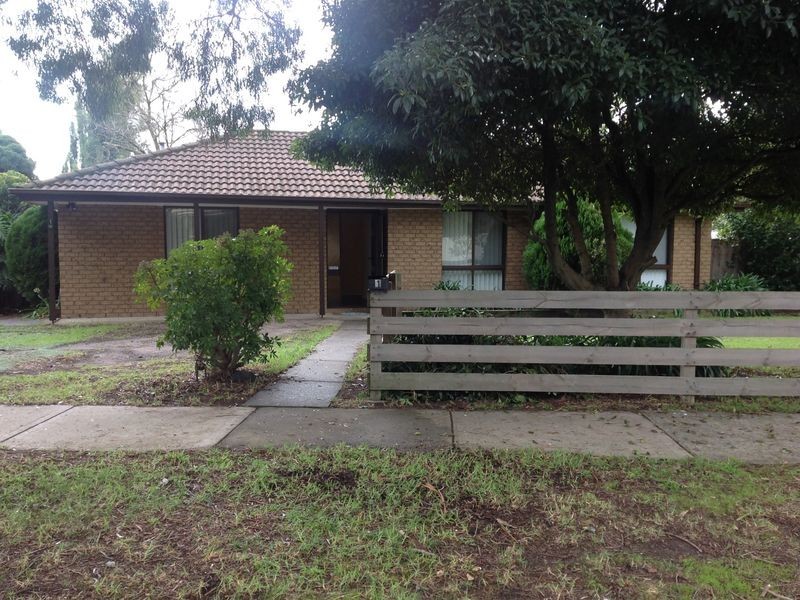 1 Ardmore Street, Cranbourne VIC 3977