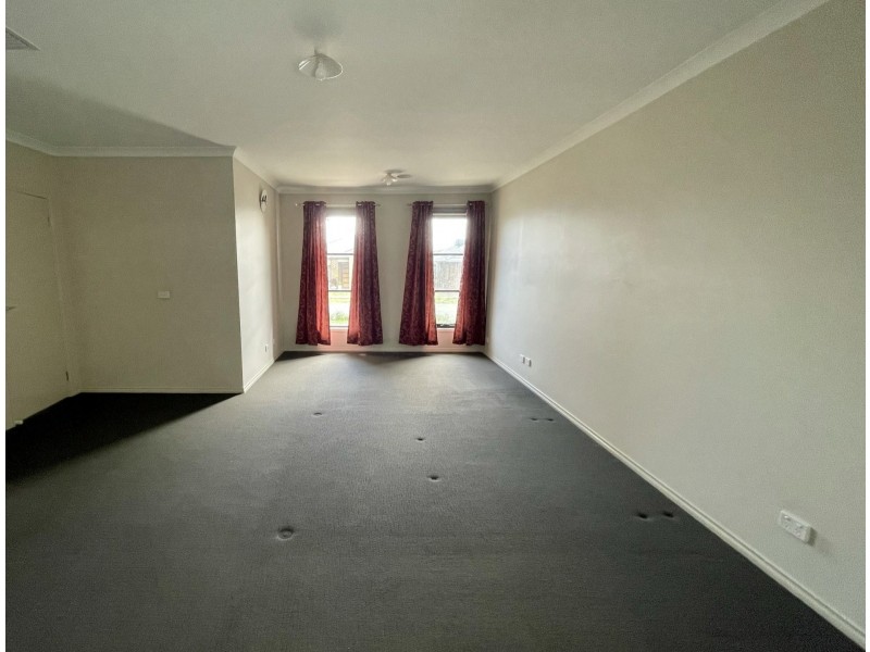 5 Monique Rose Drive, Cranbourne West VIC 3977