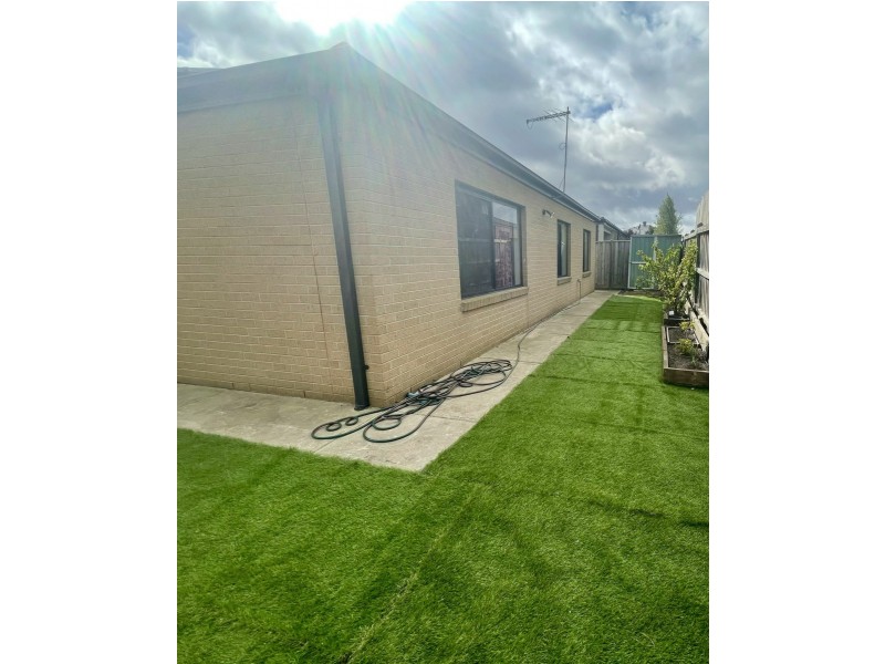 5 Monique Rose Drive, Cranbourne West VIC 3977