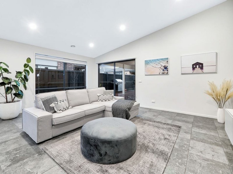 95 Hummingbird Drive, Botanic Ridge VIC 3977