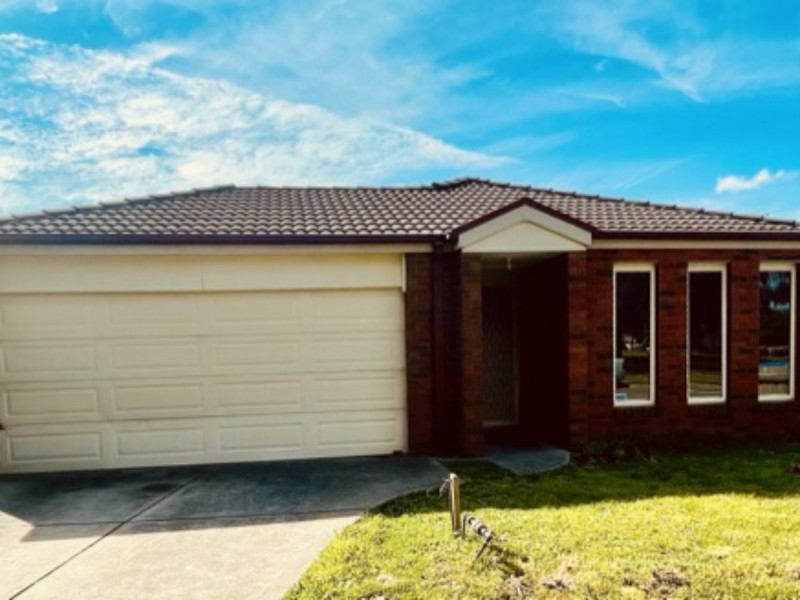 10 Venus Place, Cranbourne VIC 3977