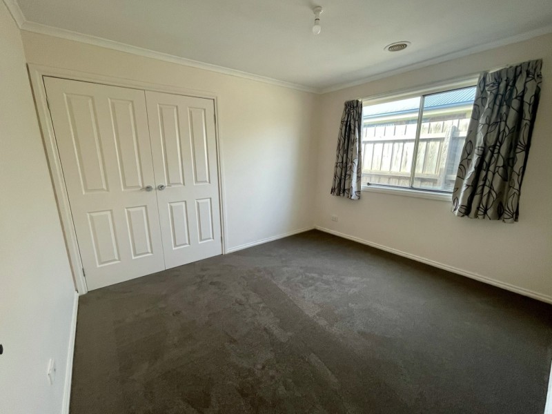 10 Venus Place, Cranbourne VIC 3977