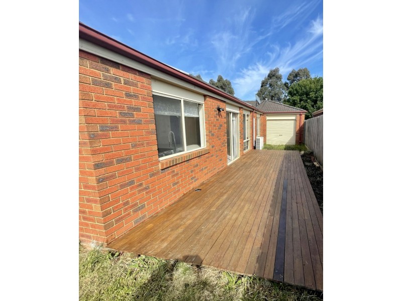 10 Venus Place, Cranbourne VIC 3977