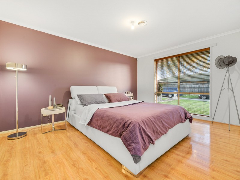 7 Connor Mews, Cranbourne East VIC 3977