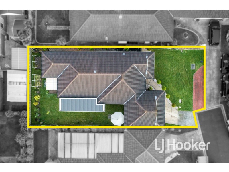 7 Connor Mews, Cranbourne East VIC 3977