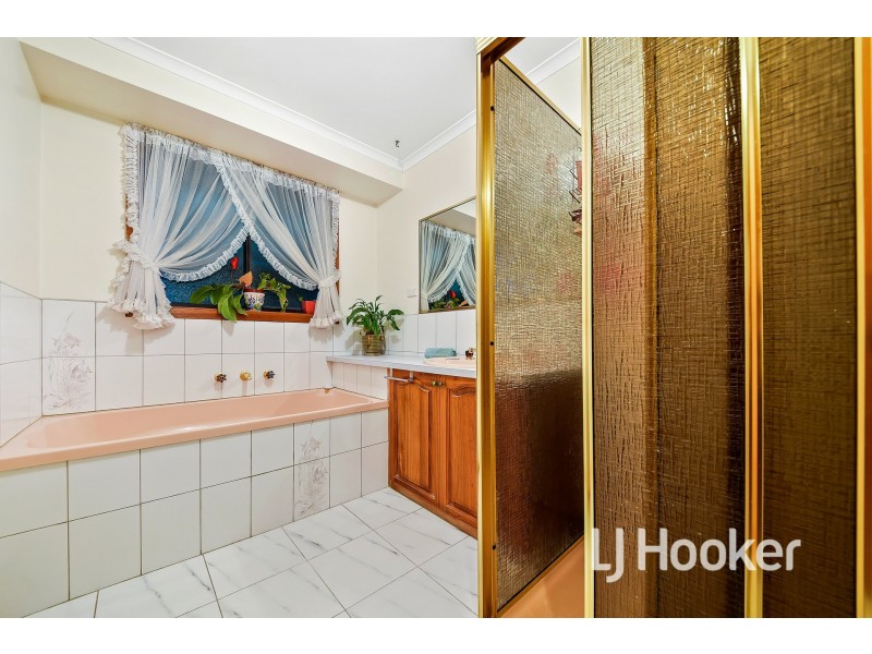 63 Marylyn Place, Cranbourne VIC 3977