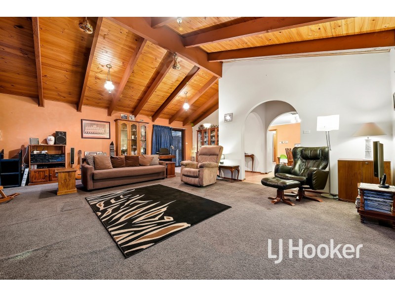 63 Marylyn Place, Cranbourne VIC 3977