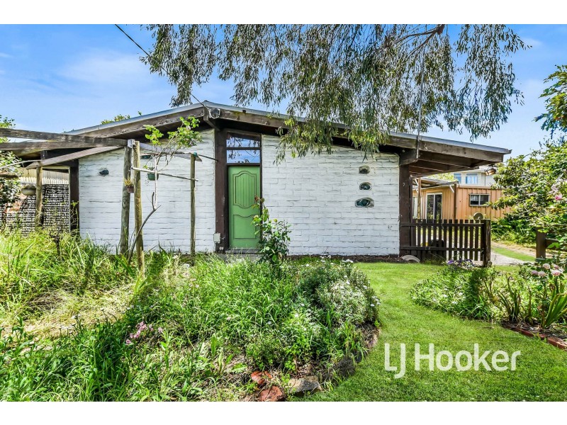 7 Smethurst Street, Cranbourne VIC 3977