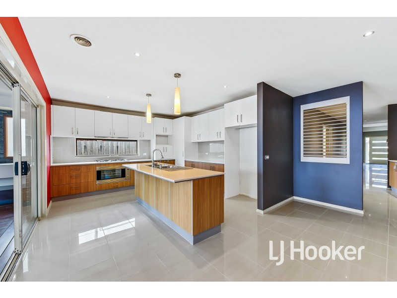 6 Cherrywood Way, Narre Warren South VIC 3805