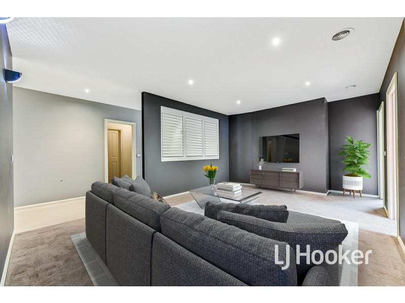 6 Cherrywood Way, Narre Warren South VIC 3805