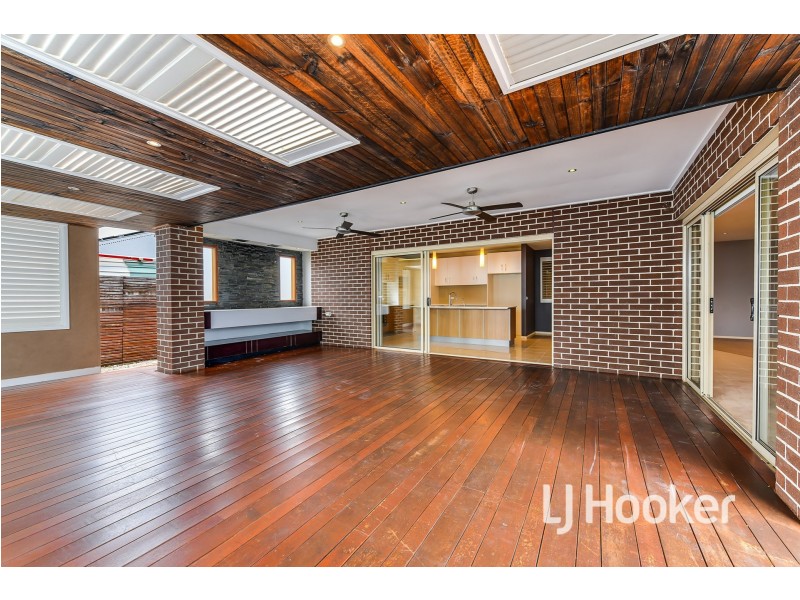 6 Cherrywood Way, Narre Warren South VIC 3805