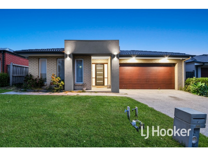 17 Alarah Boulevard, Cranbourne West VIC 3977