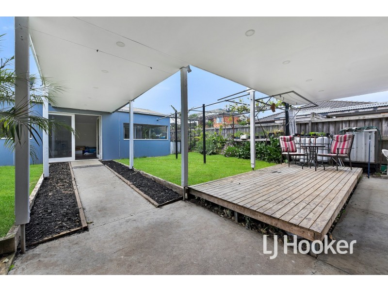 12 Glade Court, Cranbourne VIC 3977