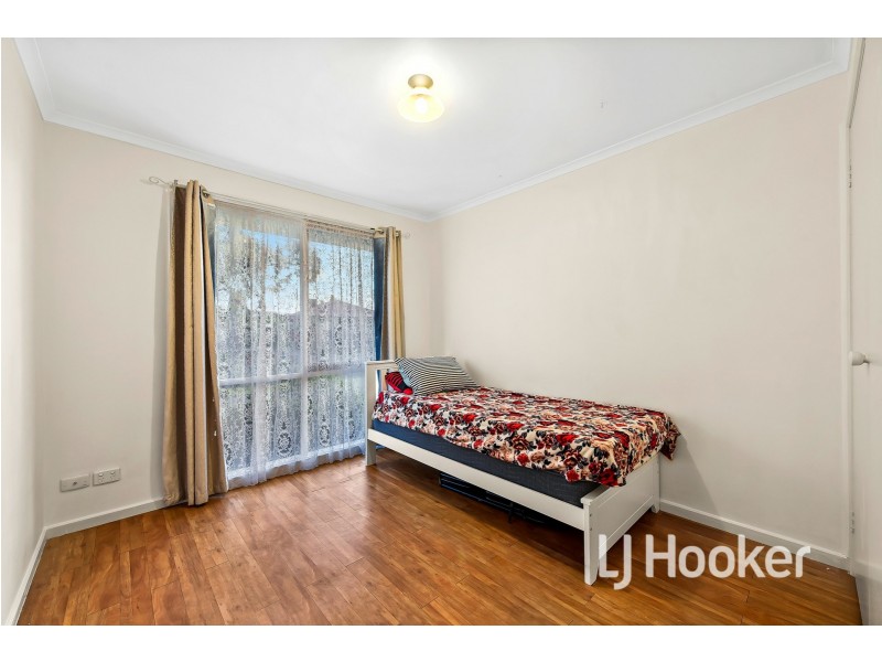19 Elandra Way, Cranbourne West VIC 3977