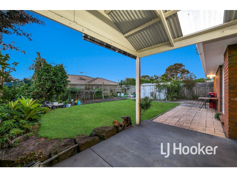 19 Elandra Way, Cranbourne West VIC 3977