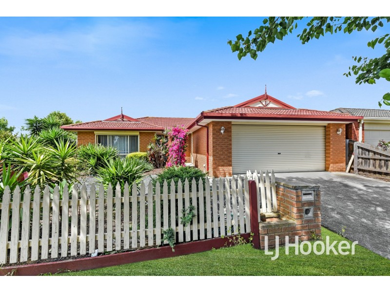 1 Butterwick Terrace, Cranbourne East VIC 3977