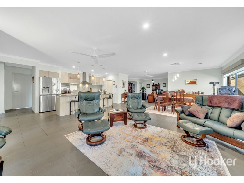 3 Freshfields Drive, Cranbourne North VIC 3977