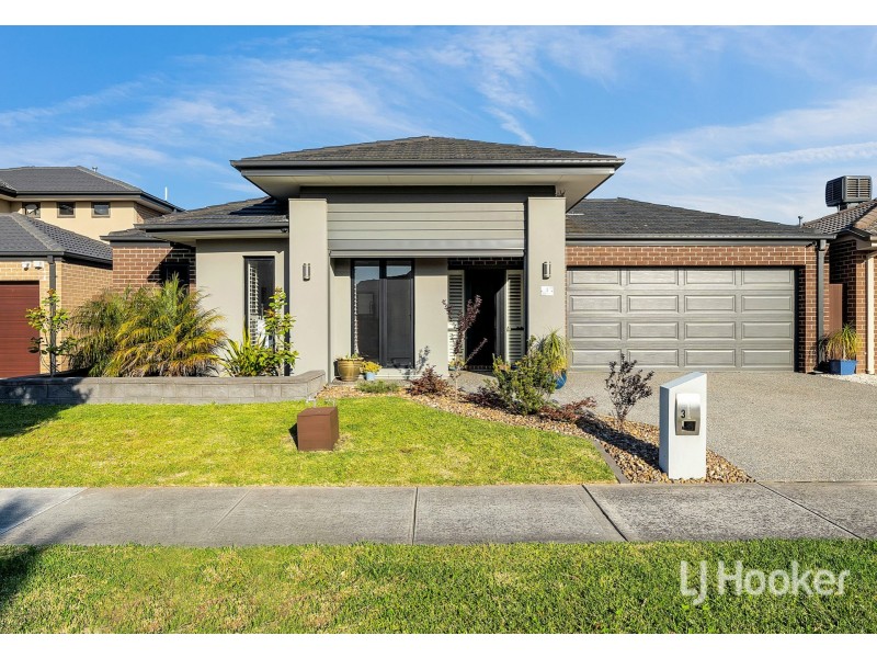 3 Freshfields Drive, Cranbourne North VIC 3977