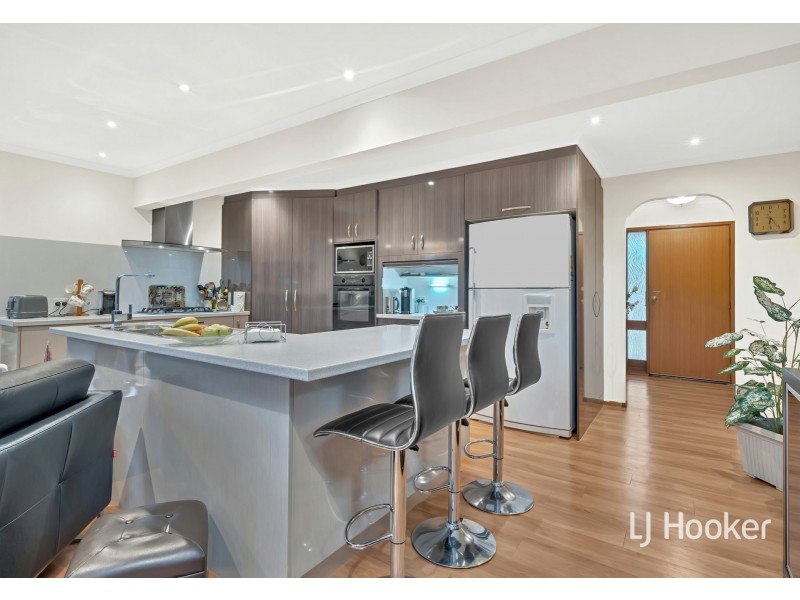 5 Steele Court, Cranbourne North VIC 3977