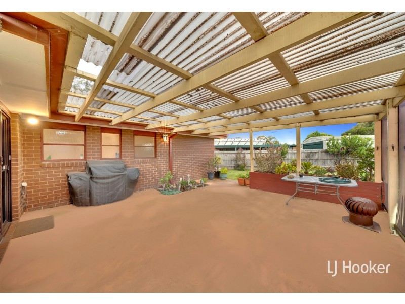 5 Steele Court, Cranbourne North VIC 3977