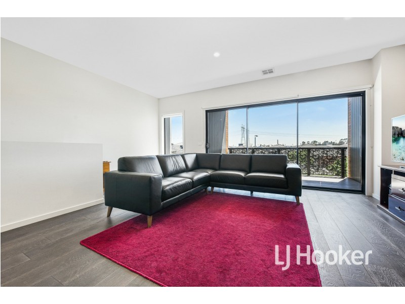 40 Spirit Boulevard, Cranbourne East VIC 3977