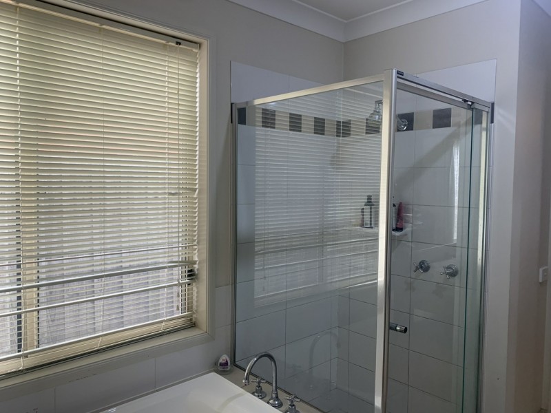 54 Bellarine Drive, Cranbourne VIC 3977