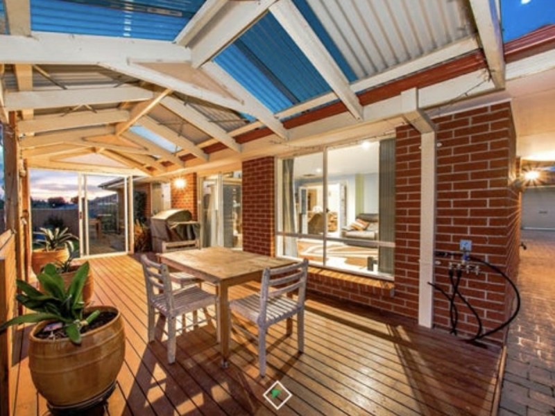 13 Carnavon Street, Cranbourne East VIC 3977
