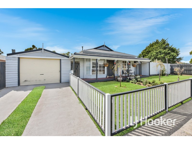 41 Wentworth Street, Cranbourne North VIC 3977