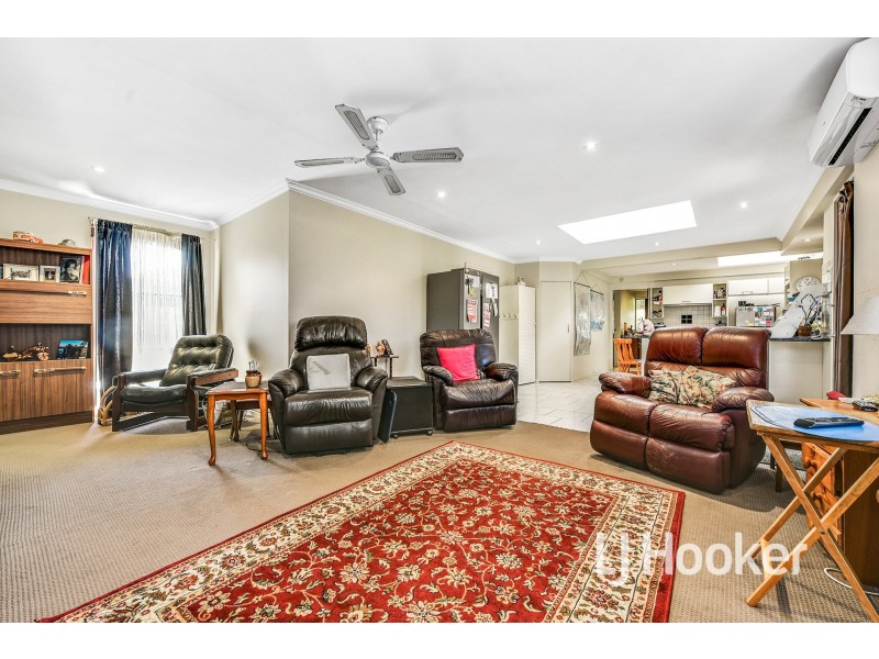 58 Clairmont Avenue, Cranbourne VIC 3977