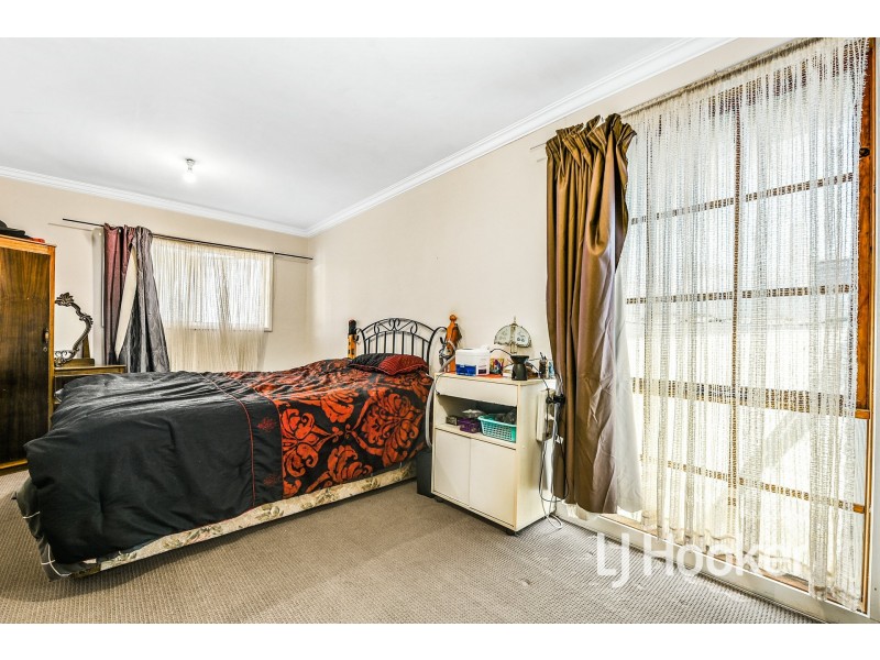 58 Clairmont Avenue, Cranbourne VIC 3977