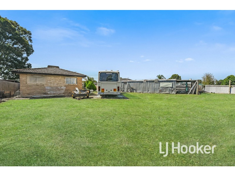 58 Clairmont Avenue, Cranbourne VIC 3977