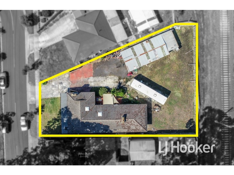 58 Clairmont Avenue, Cranbourne VIC 3977