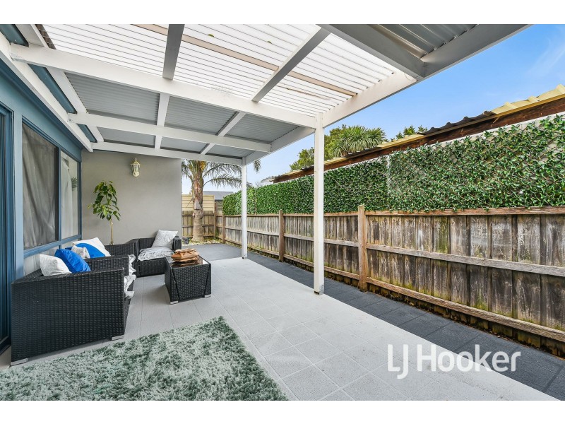 3 Mariner Close, Cranbourne North VIC 3977