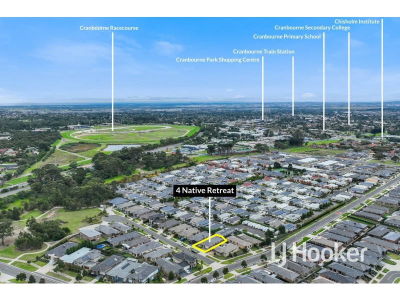 4 Native Retreat, Cranbourne East VIC 3977