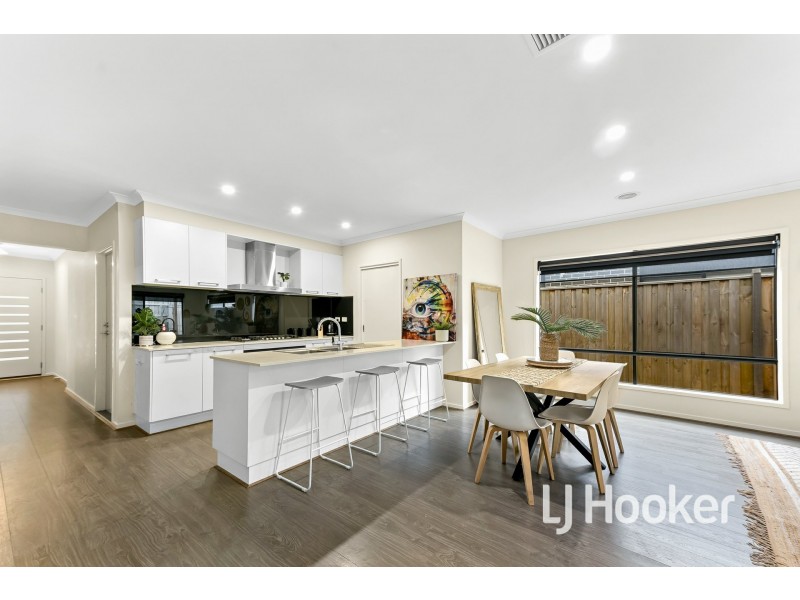 14 Aspire Avenue, Clyde North VIC 3978