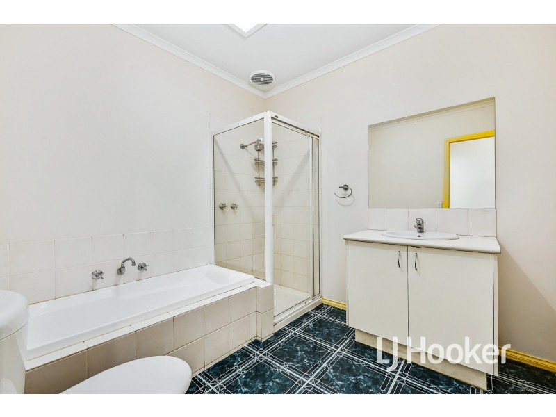 18/96 Botanical Grove, Doveton VIC 3177