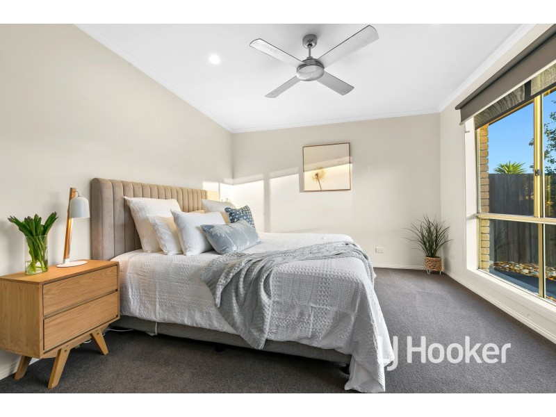 38 Cherryhills Drive, Cranbourne VIC 3977