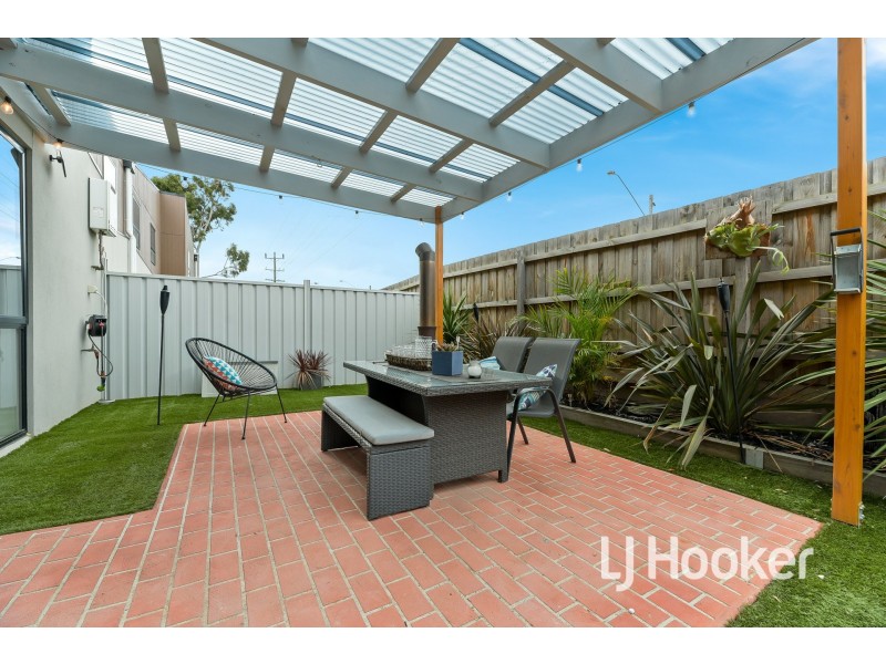 8 Winter Lane, Carrum Downs VIC 3201