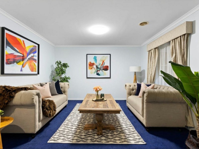 35 Paterson Drive, Lynbrook VIC 3975