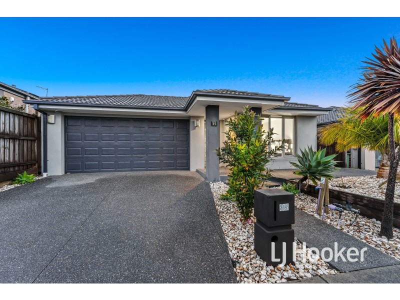 35 George Frederick Road, Cranbourne West VIC 3977
