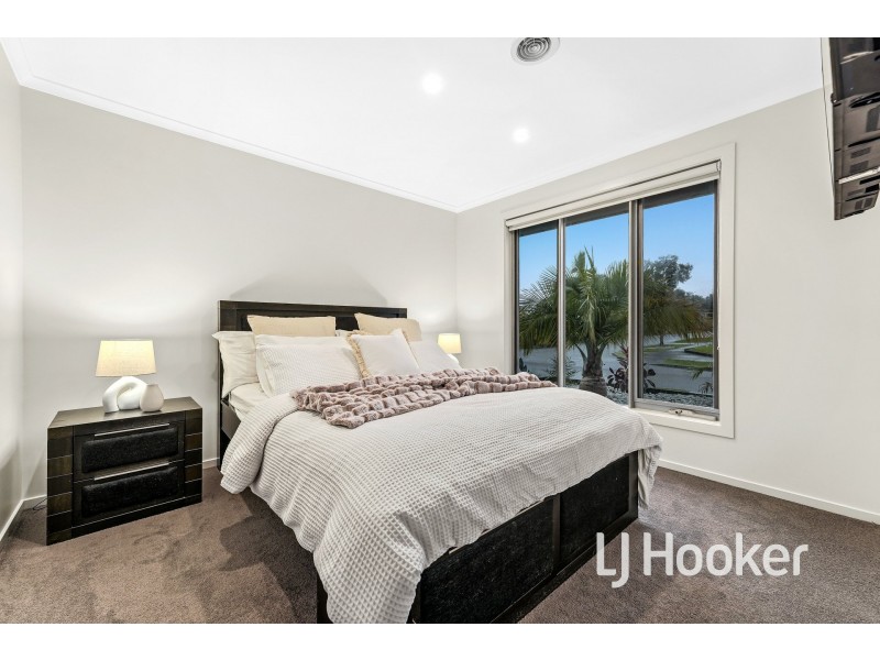 35 George Frederick Road, Cranbourne West VIC 3977