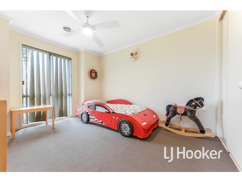 46 Bates Street, Cranbourne West VIC 3977