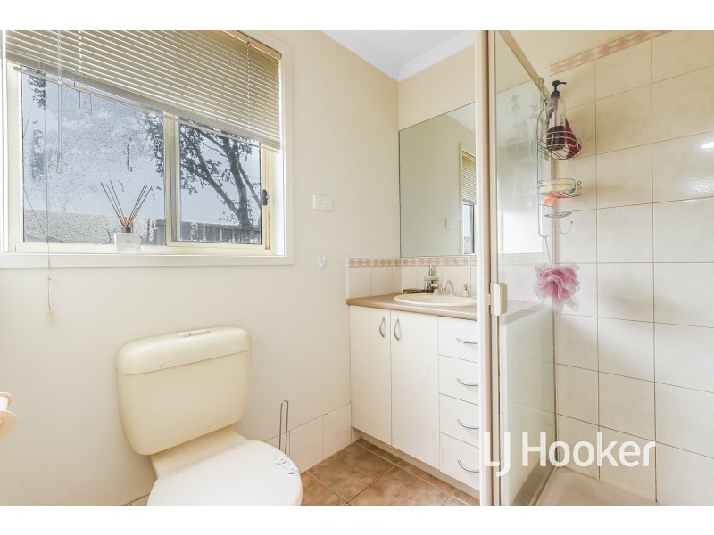 46 Bates Street, Cranbourne West VIC 3977