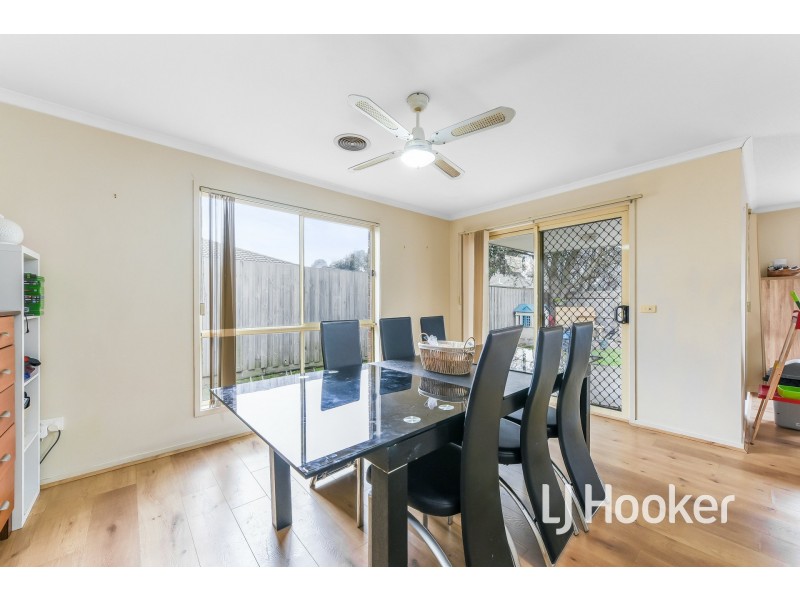 46 Bates Street, Cranbourne West VIC 3977