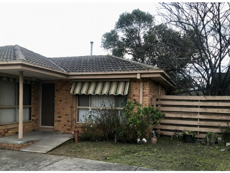 2/27 Virginia Street, Cranbourne VIC 3977